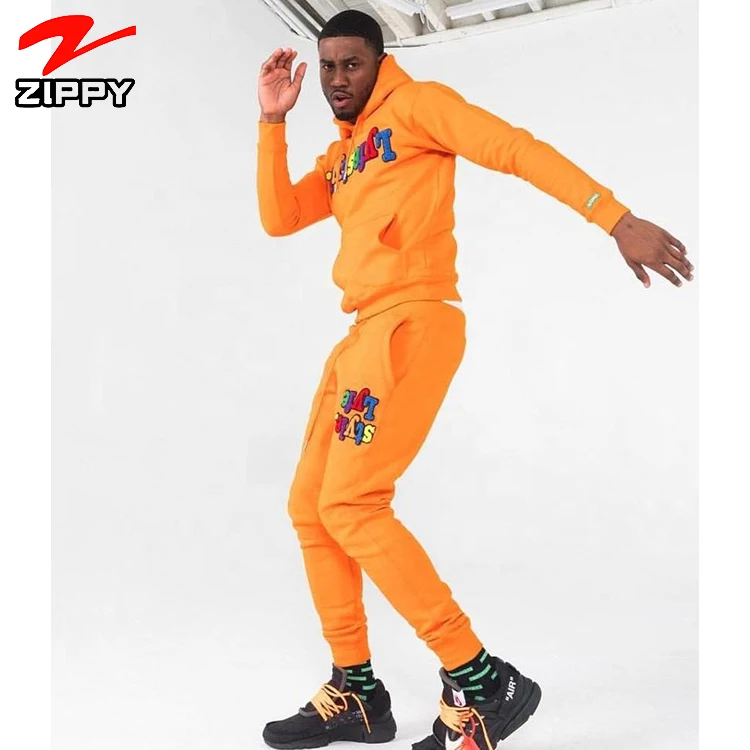 

2022 Spring Custom men fitted track suit plain sports jogging wear two piece set tracksuit men chenille embroidered sweatsuit, Customized colors