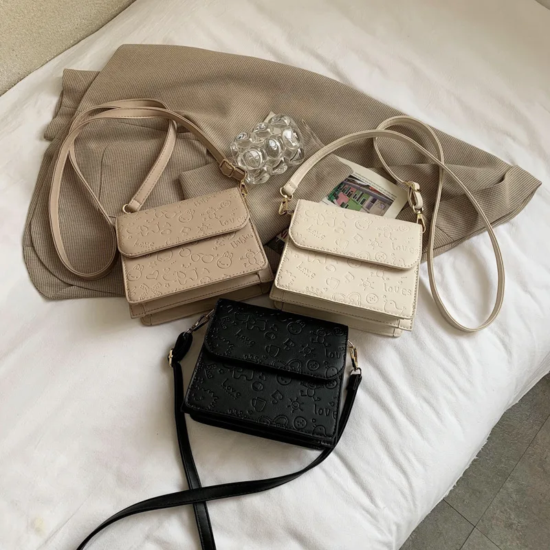 

2021 Hot Sell Cartoon Embossing Lady Chain Hand Bags Shoulder Handbags Fashion Purses For Women