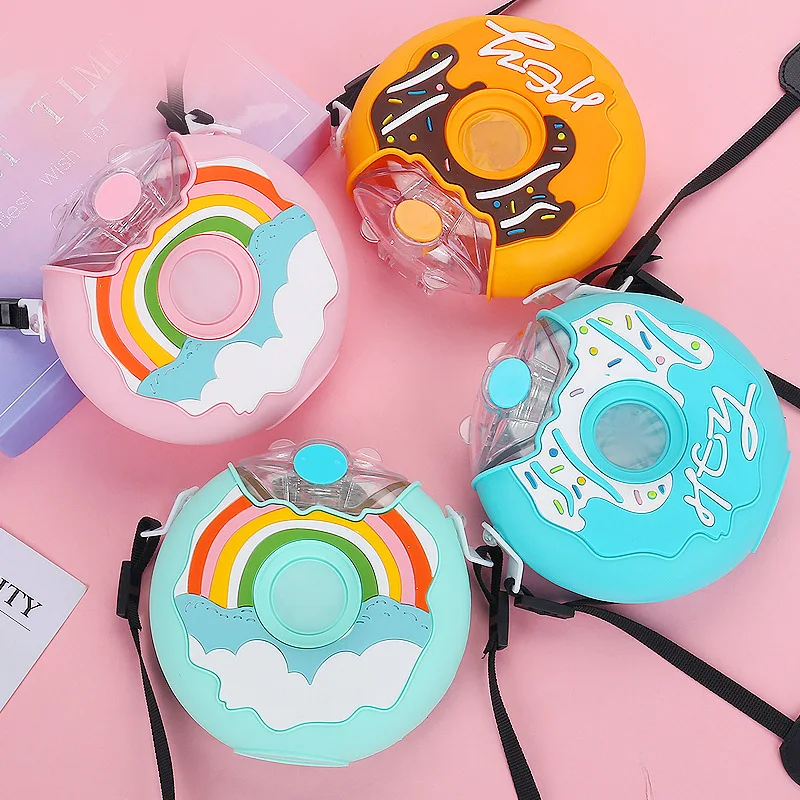 

Seaygift Portable straps 380ml summer plastic water bottle kids school circle Doughnut Water Bottle Cute cartoon Round kettle, As picture