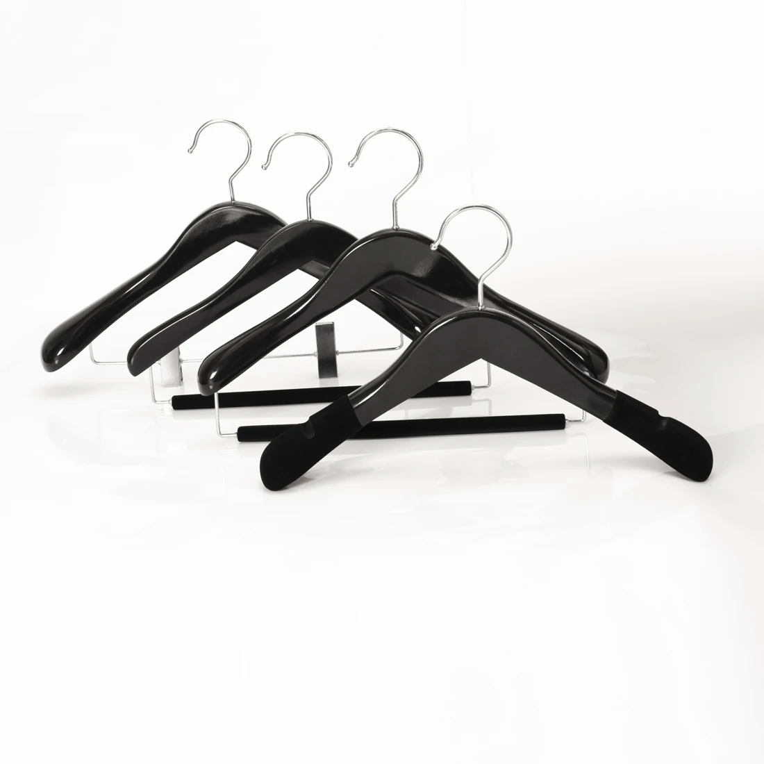 Wooden Hangers Suppliers Boutique Stand Custom Wooden Suit Wholesale