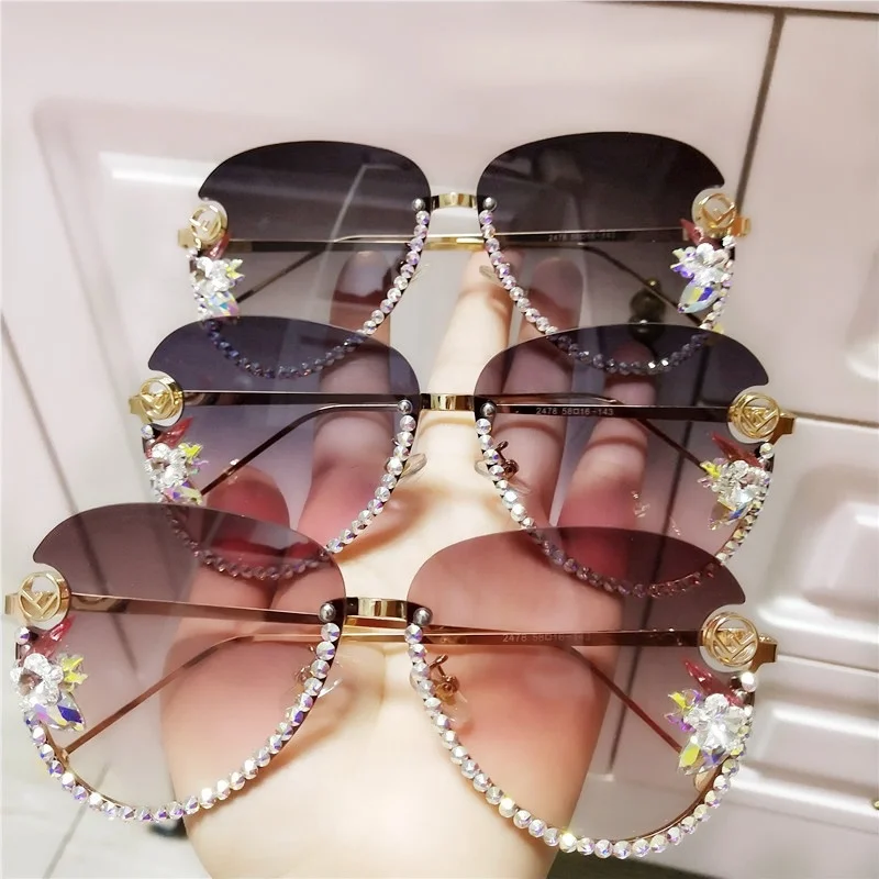 

Crystal Luxury Diamond Rimilless Women Sun Glasses F Letter Eyeglasses Gafas de sol mujer, Show on the photo