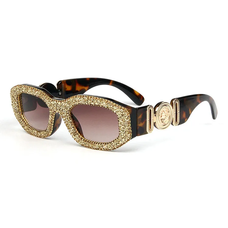 

Private Label Fashion Plastic Women Custom Logo Sunglasses, Red white silver gold mixed/color