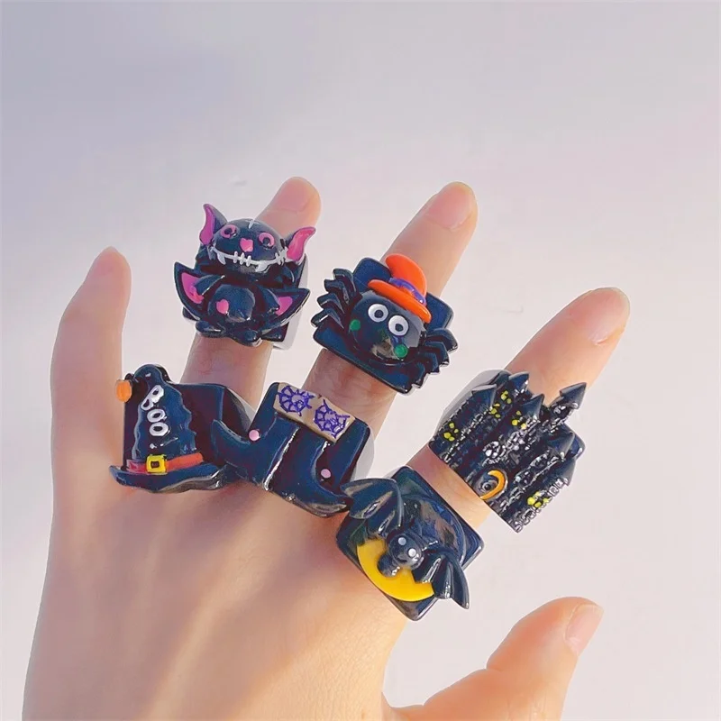 

Halloween Special Gift Ghost Face Pumpkin Castle Acrylic Ring New Design Funny Personality Ghost Resin Rings For Boy Girl