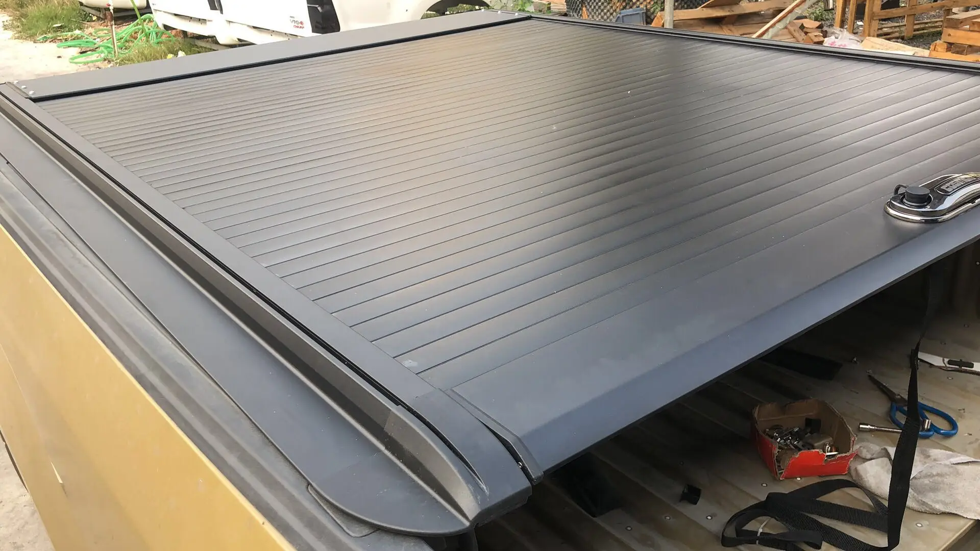 Pick Up Aluminum Truck Bed Electric Tonneau Cover For Dodge Ram 1500