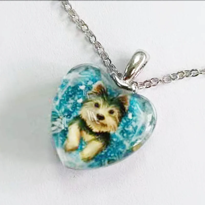 

Explosive fashion boutique ladies Yorkie dog heart-shaped animal necklace