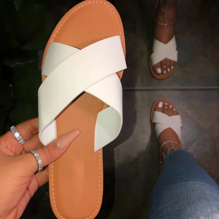 

Amazon AliExpress Hot Selling Out Women Slippers Candy Color Flat Round Head Open Toe Cross Band Slippers For Women summer
