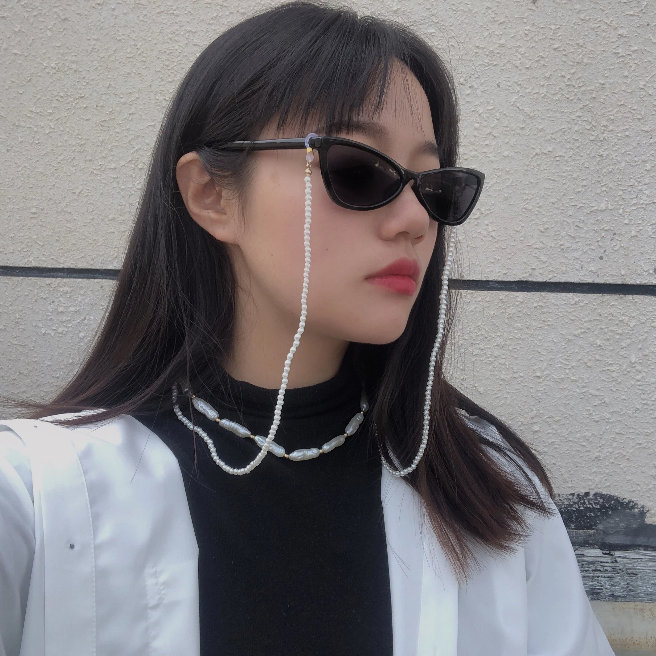 

SHIXIN Fashion Handmade Imitation Pearl Sunglasses Chain Reading Cord Holder Glasses Chain Women Jewelry Eyeglass Accessories, Gold