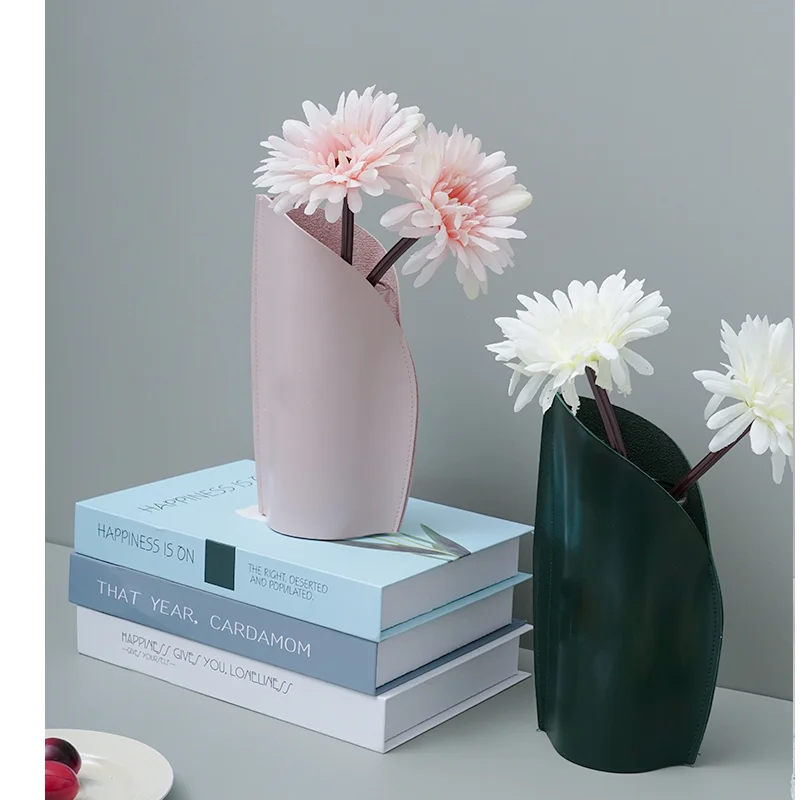 

Nordic Creative Glass Flower Vase Tabletop Hydroponic Plant Vases Leather Handle Water Cup Mug cover