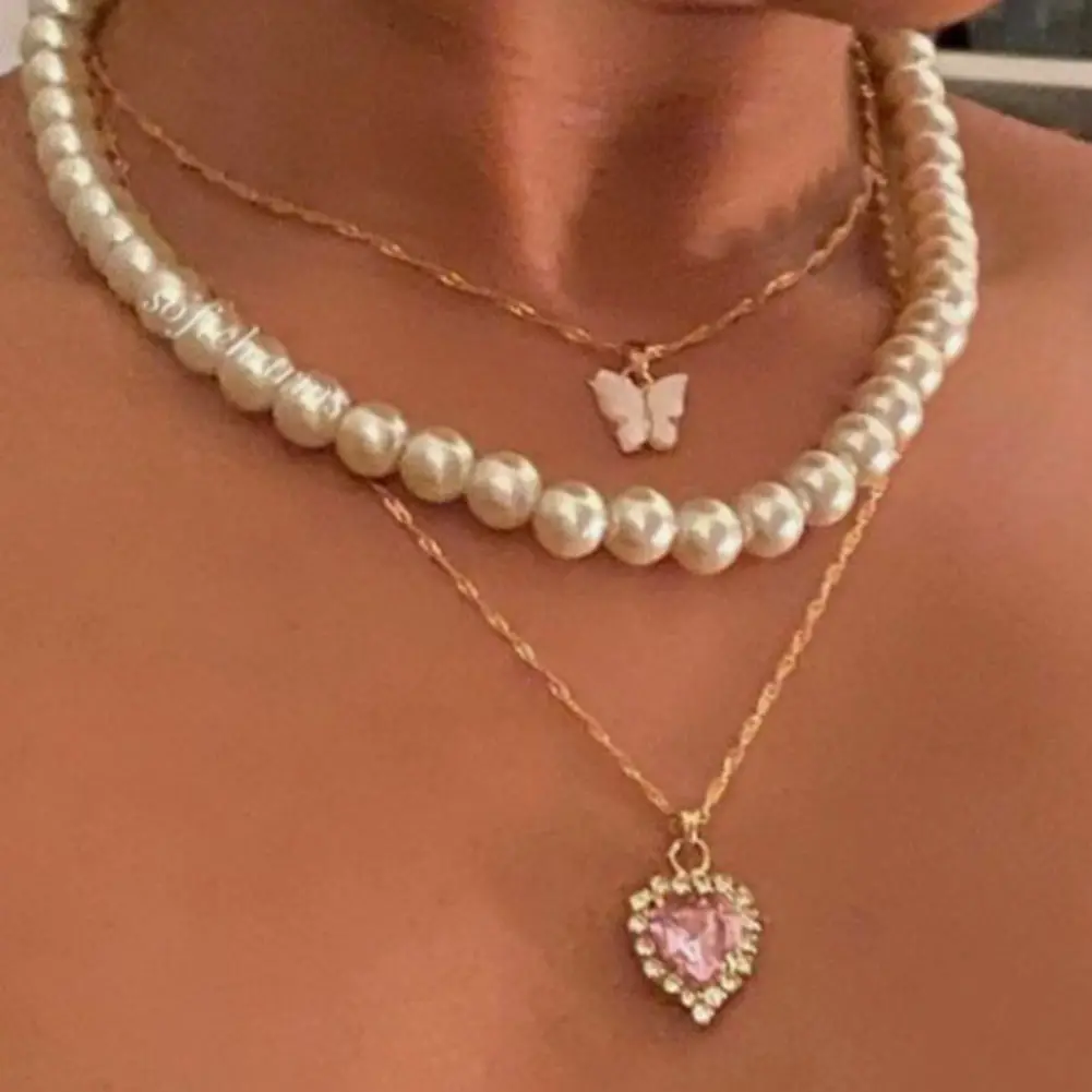 

Shiny Cute Pink Acrylic Butterfly Heart Crystal Rhinestone Pendant Plated Chain Trendy Pearl Beaded Necklace For Women Girls, Gold color