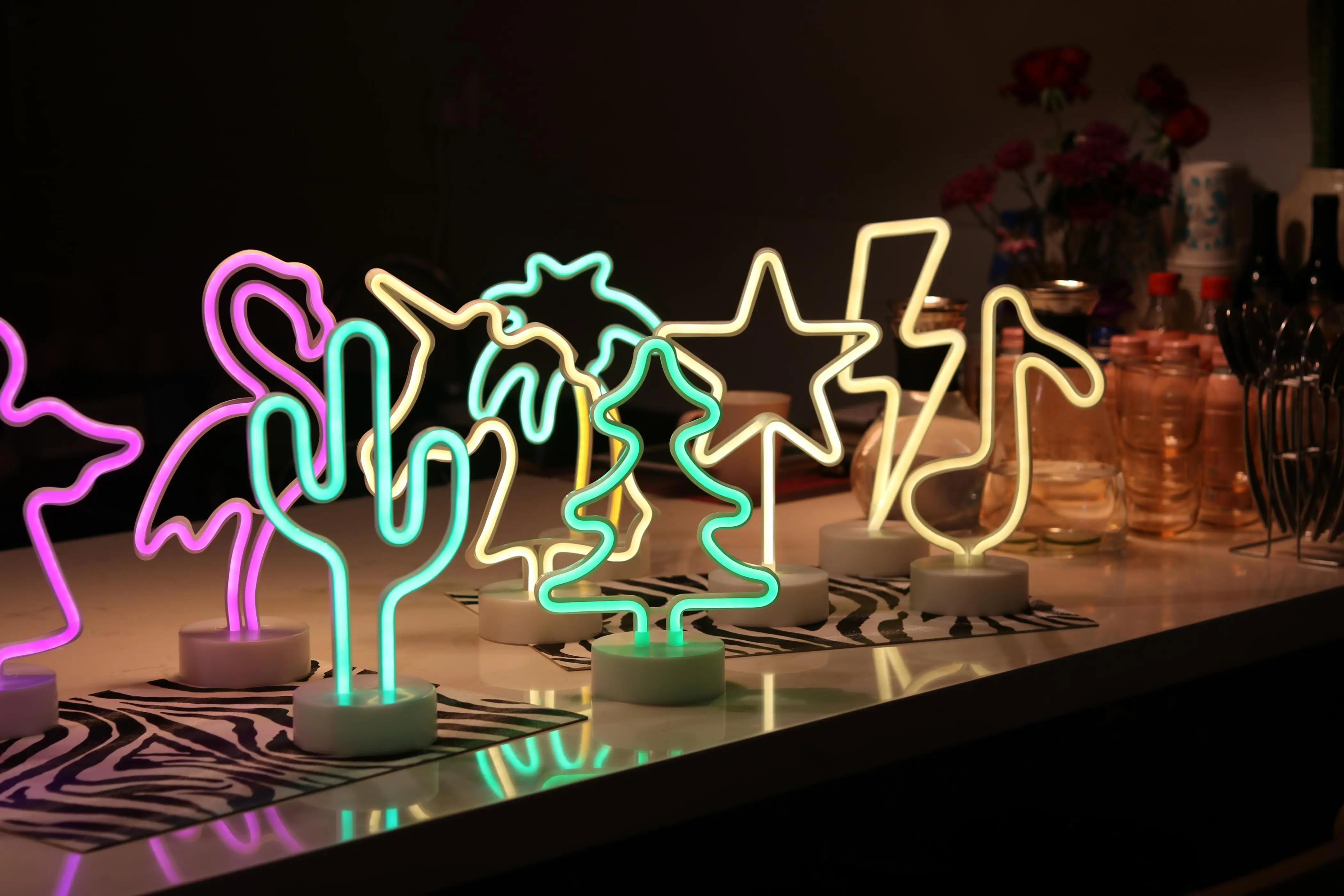 心形霓虹灯吊坠式 - buy 心形霓虹灯,永恒的爱吊坠,led 吊灯 product