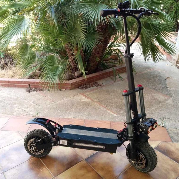 

Eu Warehouse Chinese Scooter Manufacturers 5600W 85KM Speed Folding Dual Motor Electric Scooter Adult