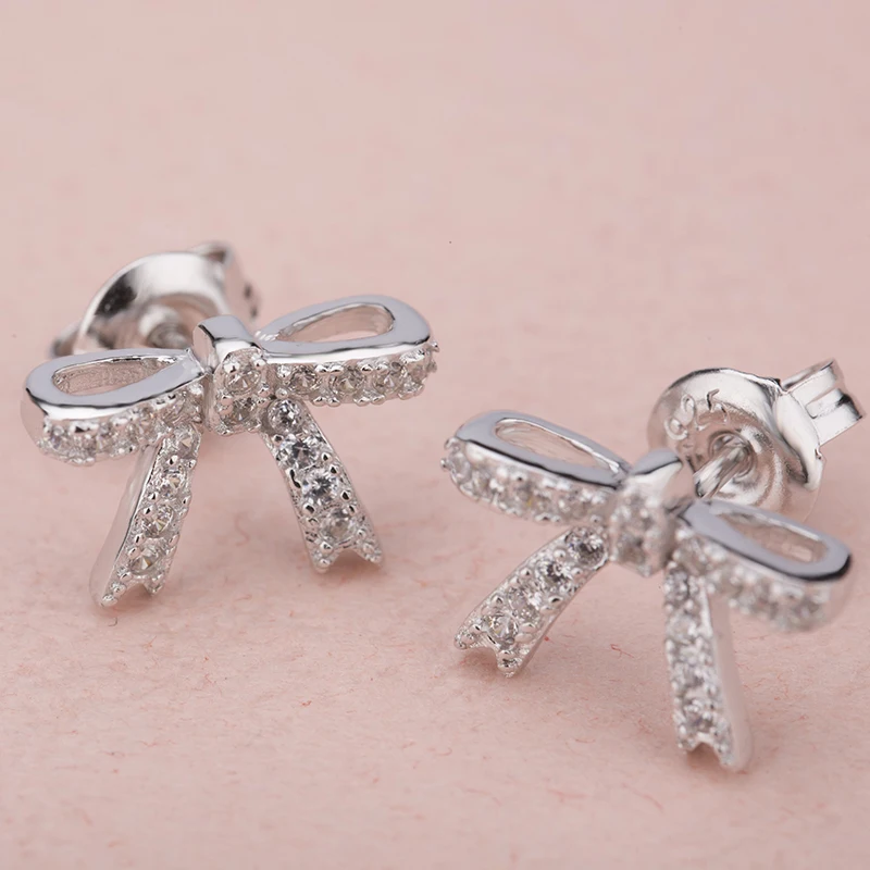 

Luxury Chinese Little Stud Knot Earring For Women