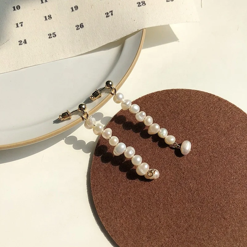 

New Vintage Imitation Pearl Earrings For Women Statement Metal Earring Fashion Elegant Wedding Party Jewelry