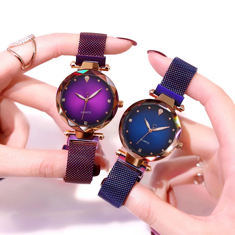 

2021 new hot women magnetic strap fashion quartz starry sky diamond ladies watch