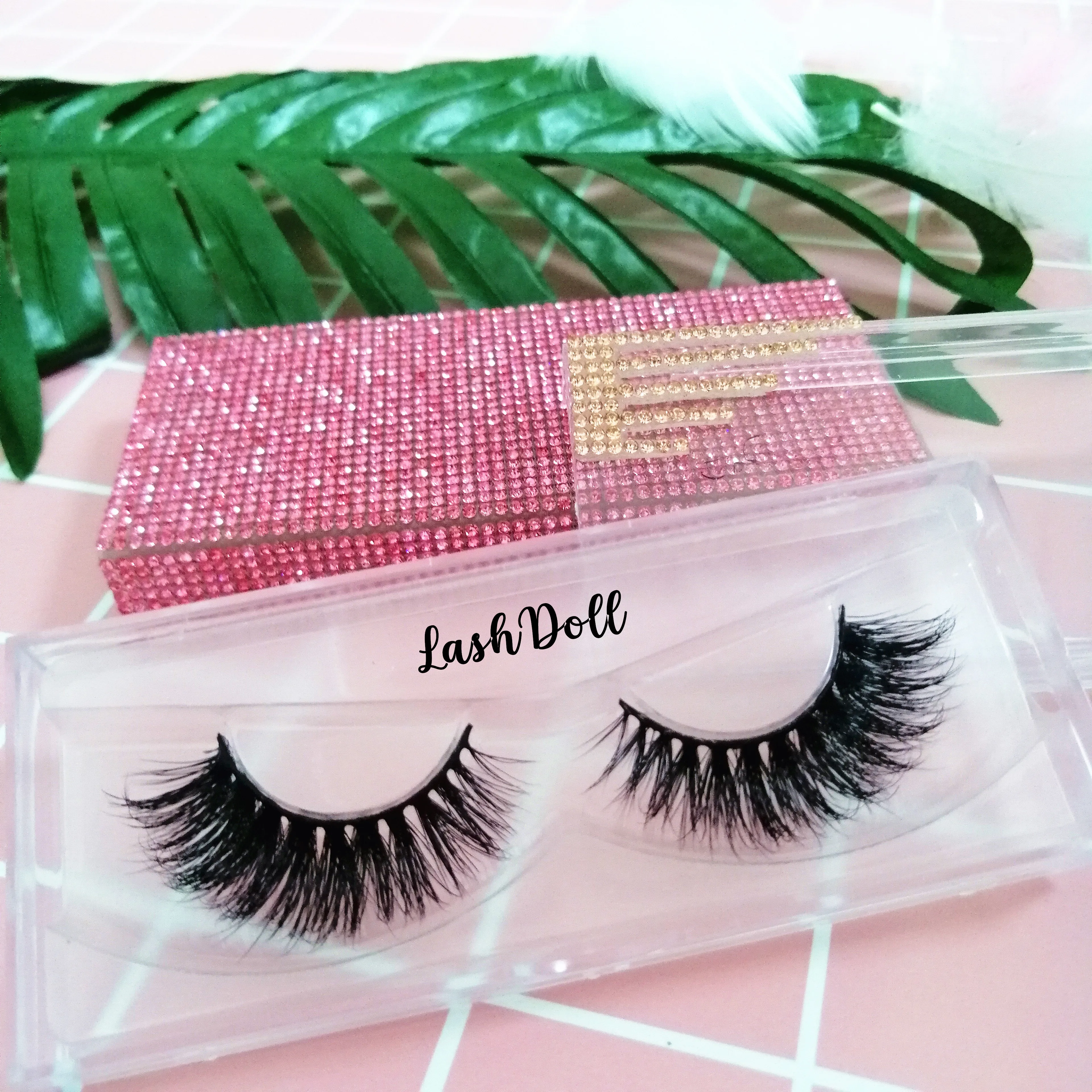 

Wholesale Cruelty Free Mink Eyelash Vendors Full Strip Lashes Private Label Mink Eyelashes