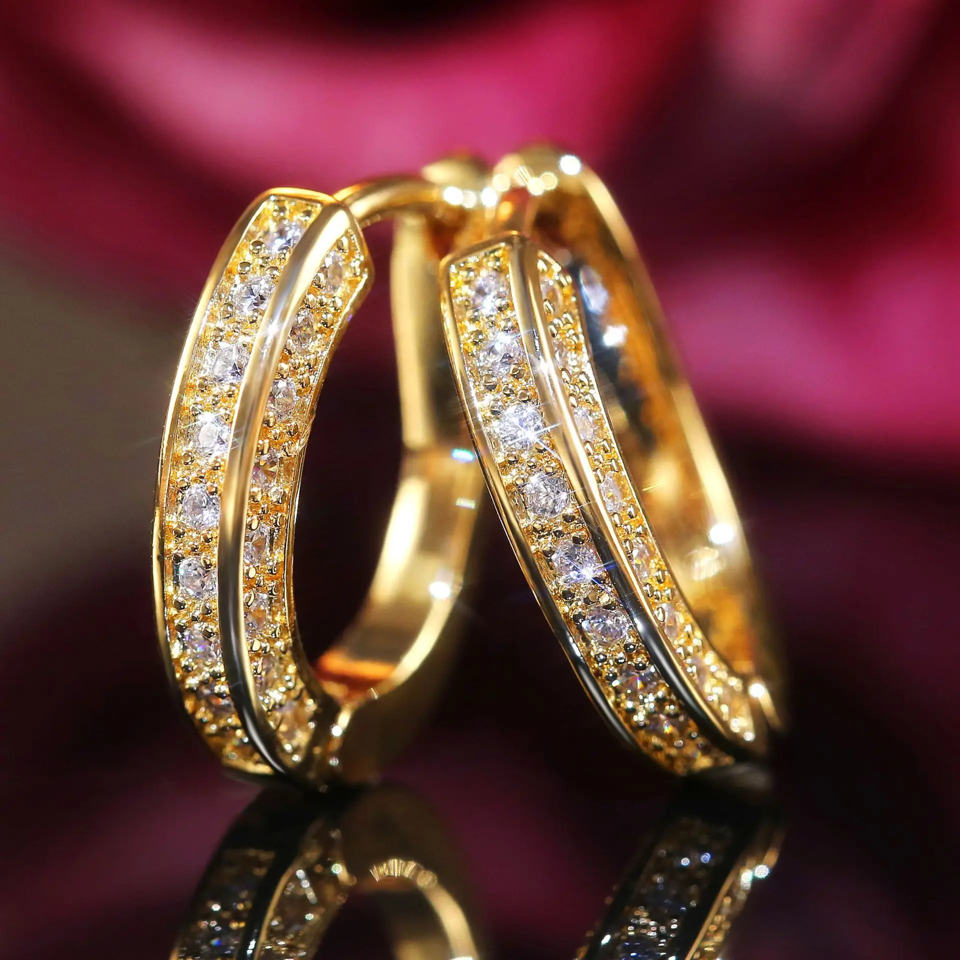 

18K Gold Plated Shiny CZ Crystal U Shape Ear Clip Hoop Earrings Clear Cubic Zirconia Clip on Earrings, As pictures