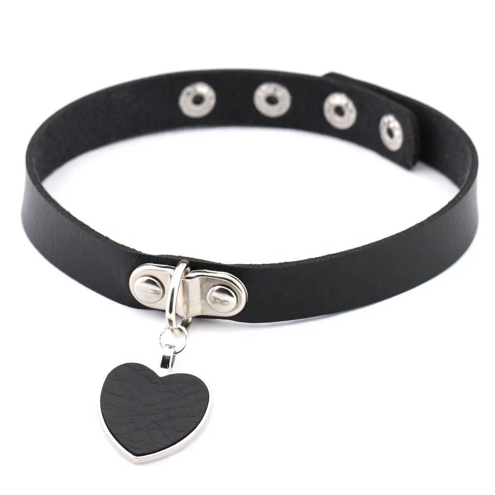 

EMO Personality Love Heart Short Section Choker Necklace Gothic Punk Jewelry Harajuku Costume Anime Popular PU Leather Jewelry