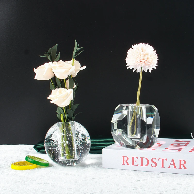 

Luxury Wedding Table Decoration Ball Crystal Glass Flower Vase Desktop Decor Faceted Cube Clear Crystal Vase