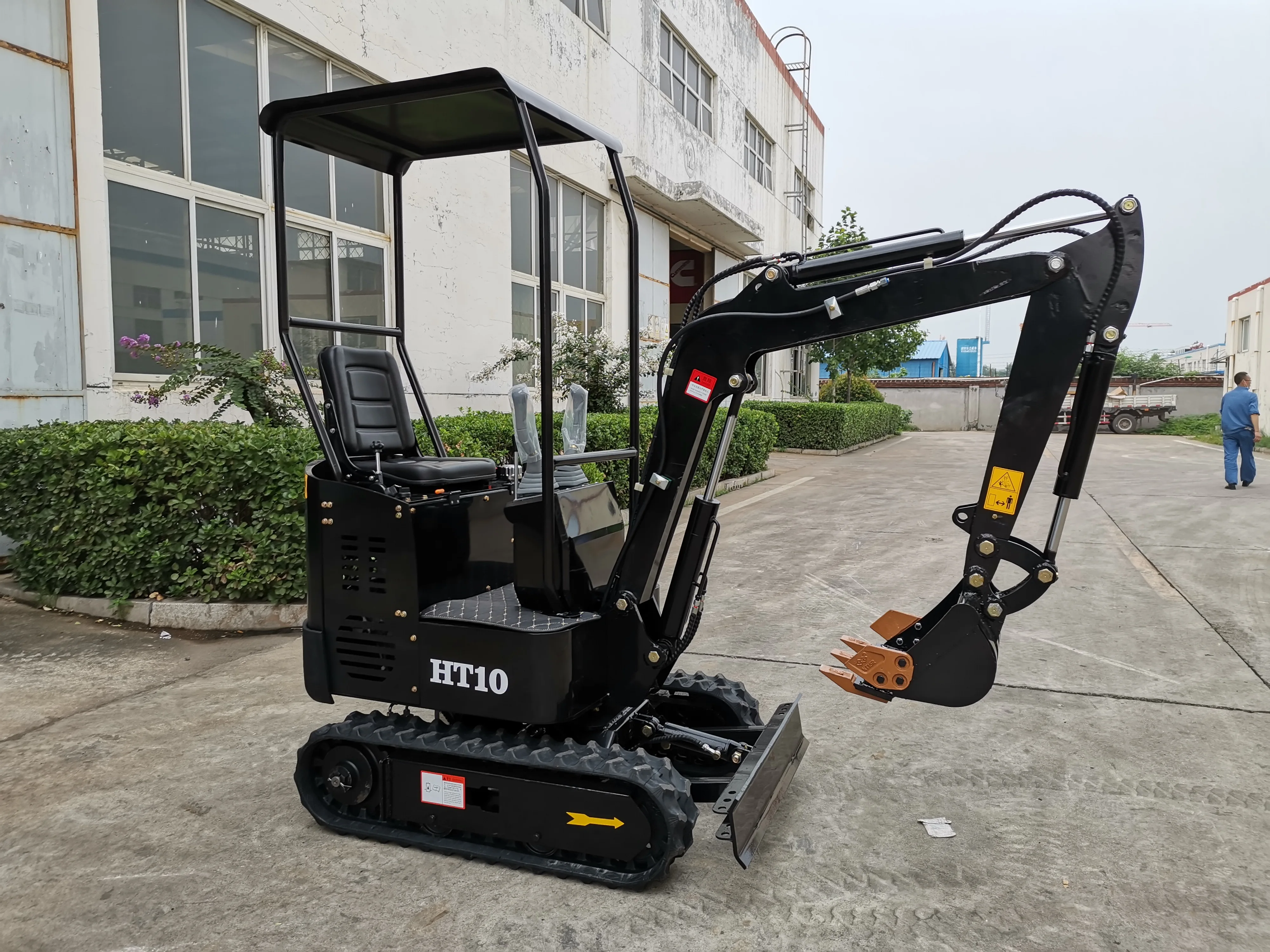 
Mini excavator HT10 small garden excavator with CE ISO EPA certificate 