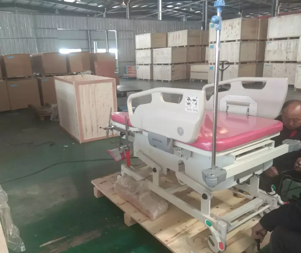 Electric Obstetric Delivery Operation Table And Obstetric Bed For Pregnant Woman