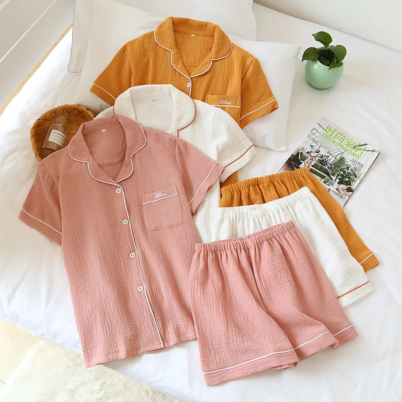 

Japanese summer couple sleepwear suit cotton crepe ladies solid color simple short-sleeved shirt shorts sleepwear men's home ser, Required