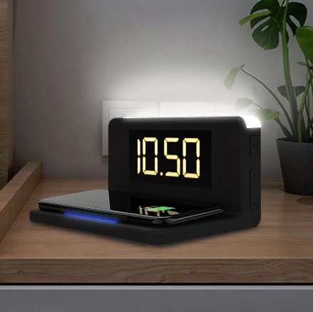 

New Product Ideas 2021 10w Alarm Clock Cell Mobile Phone 4 in 1 or 3 in 1 Fast Qi Wireless Charger Lamp Station Stand