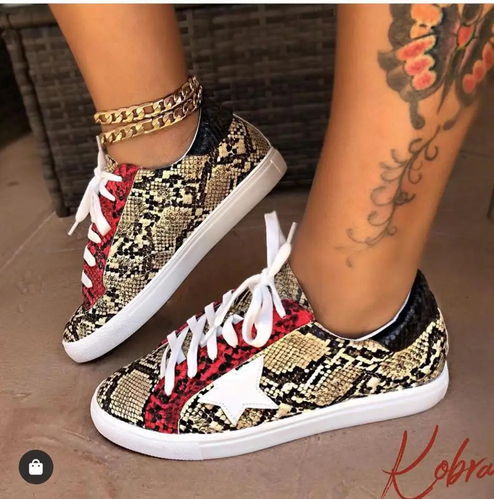 

2020 Autumn And Winter Snake Pattern Pu Women Flat Bottom Shoes Women Sneakers Shoes, Brown , black and grey , colorful