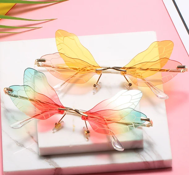 

New Fashion Modern Gradient Dragonfly Sunglasses UV Protection, 6 colors