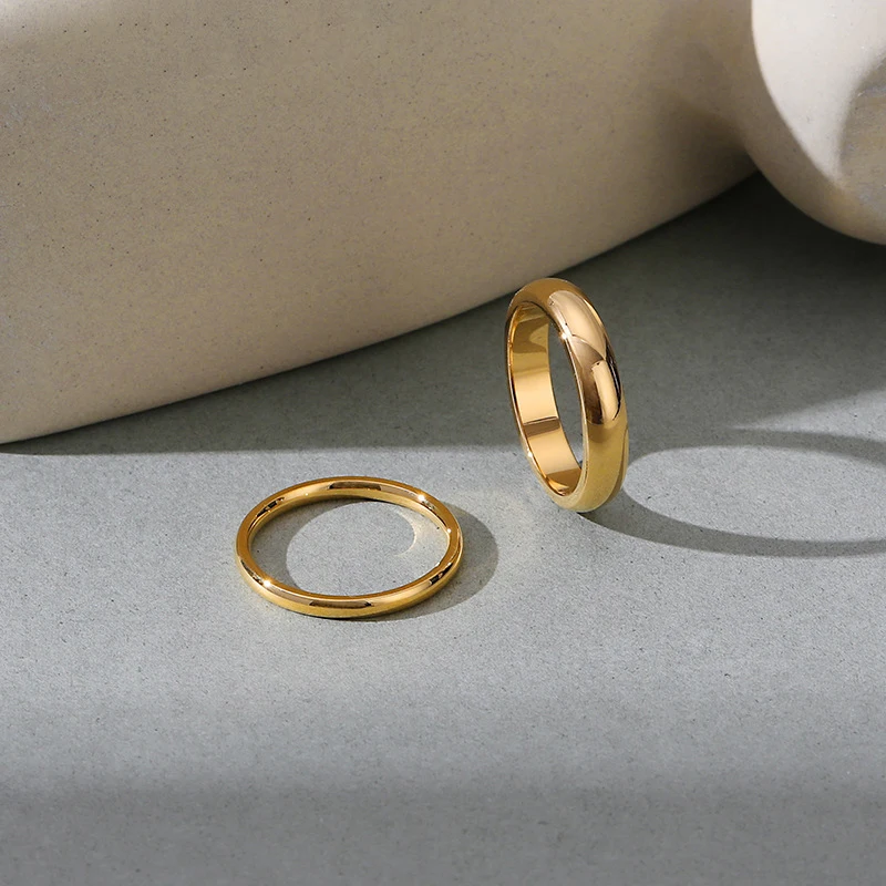 

Bayes Minimalist Polished Plain gold couple ring Various Size fastness Wide Thin wedding rings gold 18k couple women men