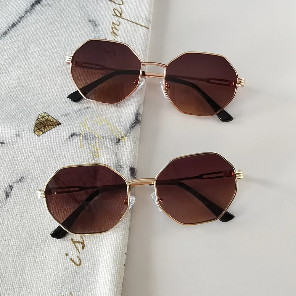 

VIFF HM19383 Metal Frame Custom Fashion Women Sun Glasses Irregular Fashion Men Women Sunglasses 2021