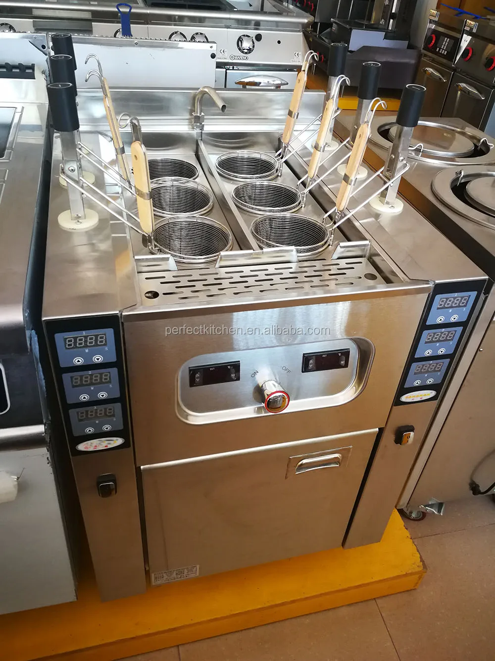 Automatic Lift Commercial Pasta Noodle Cooking Machine /gas Italy Pasta