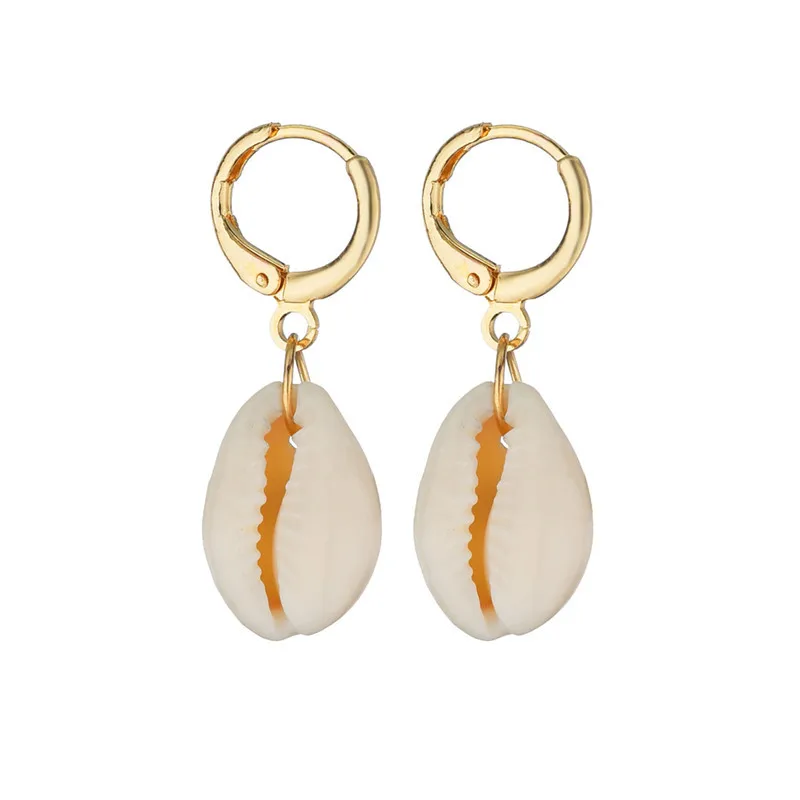 

Summer Beach 18K Gold Plated Circle Sea Shell Clip on Huggie Hoop Earrings Natural Cowrie Shell Earrings, As the picture