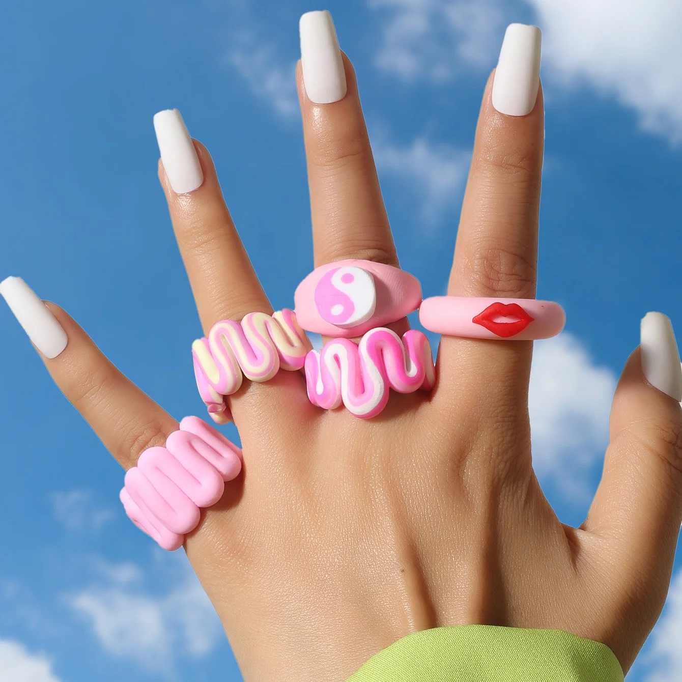 

JUHU Fashion cute colorful twist frutas aesthetic lips clay rings mushroom Jewelry Wholesale rainbow animals polymer clay rings