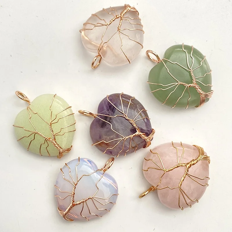 

Wholesale Fashion New Heart Shaped Hand Woven Crystal Pendant Natural Raw Stone Love Necklace Quartz Jewelry