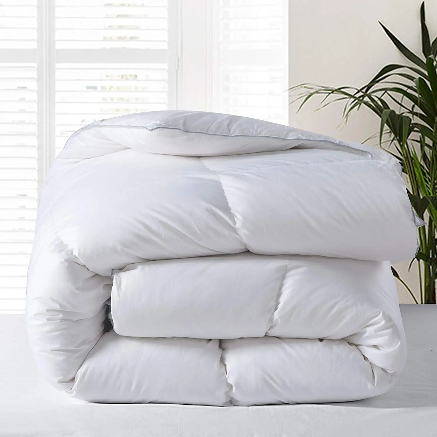 Duvet,Hotel Quilt,Quilted Quilt,Microfiber Queen Comforter,White Four
