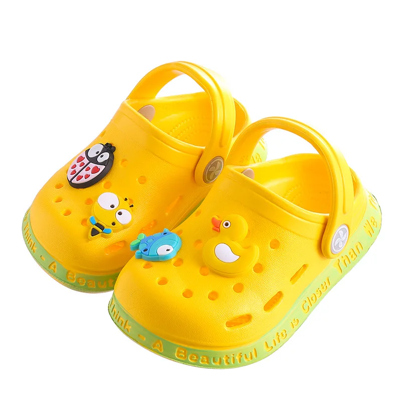 

Baby sandals boys and girls soft soles 1-3 toddlers non-skid hole shoes summer new children 2 Baotou