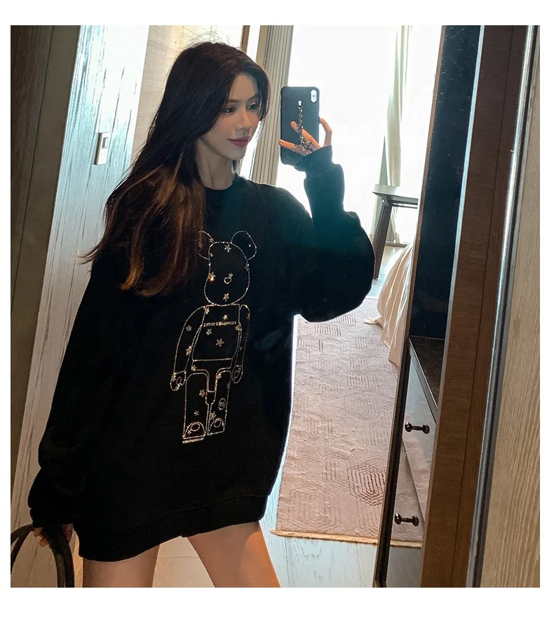 

Factory wholesale ladies spring and autumn cartoon bear pattern printing long-sleeved sweater, Customized color