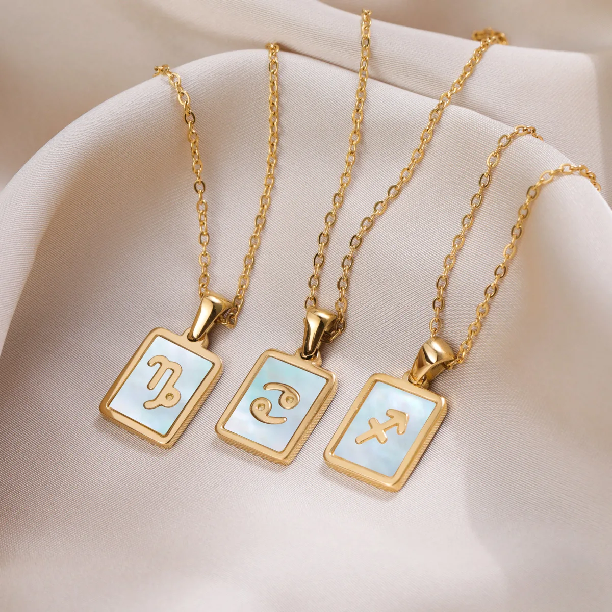 

Fashion No Fade Shell Astrology Square Pendant Necklace 18K Gold Plated Cuban Chain Stainless Steel Conch Zodiac Sign Necklace