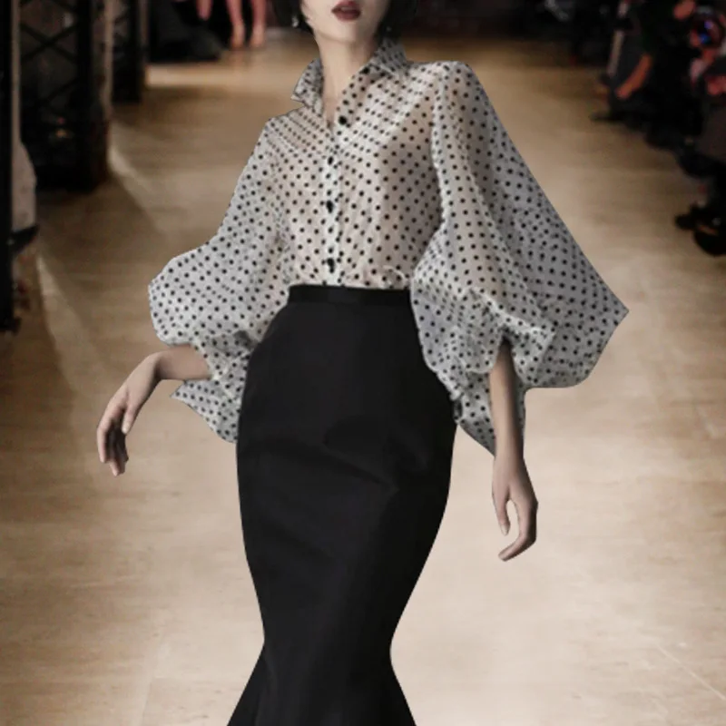 

2020 summer hot sale style ladies blouse and top with puff sleeve women shirt with organza dot fashion turn-down collar shirt