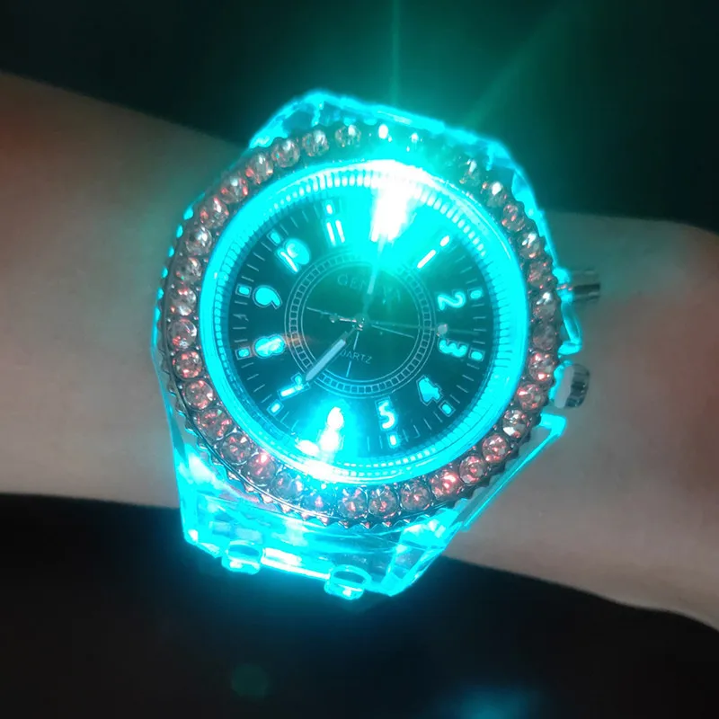 

Colorful Luminous Silicon Tape Unisex Fashion Watch Wholesale Large Dial Stone Decoration Luxury Quartz Watch, Picture