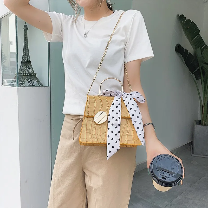 

2020 New croc crossbody bag scarves simple crossbody bag metal clutch handbags with chain, Accpet customized color