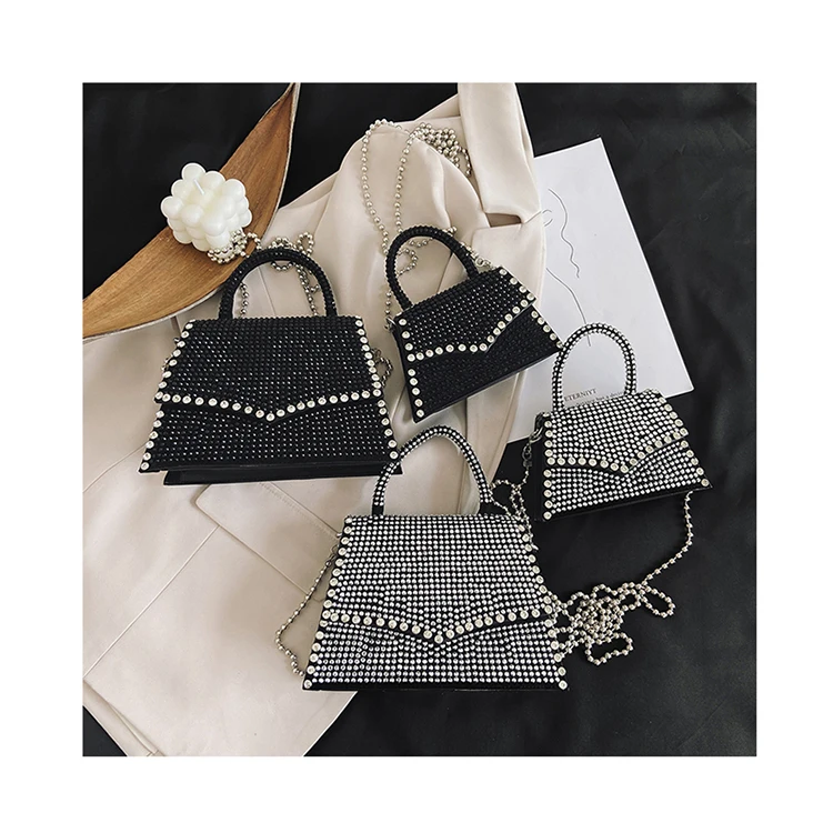 

Elegant Luxury Evening Diamonds Clutch Bag Female Beading Chains Rivet Wave Flap Crossbody Bags Women Party Rhinestone Handbags