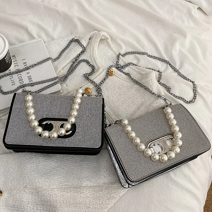 

Wholesale High Quality Fashion 2022 Young Ladies Party Bags Luxury Handbag Rivet Purse Pearl Chain Shoulder Bag