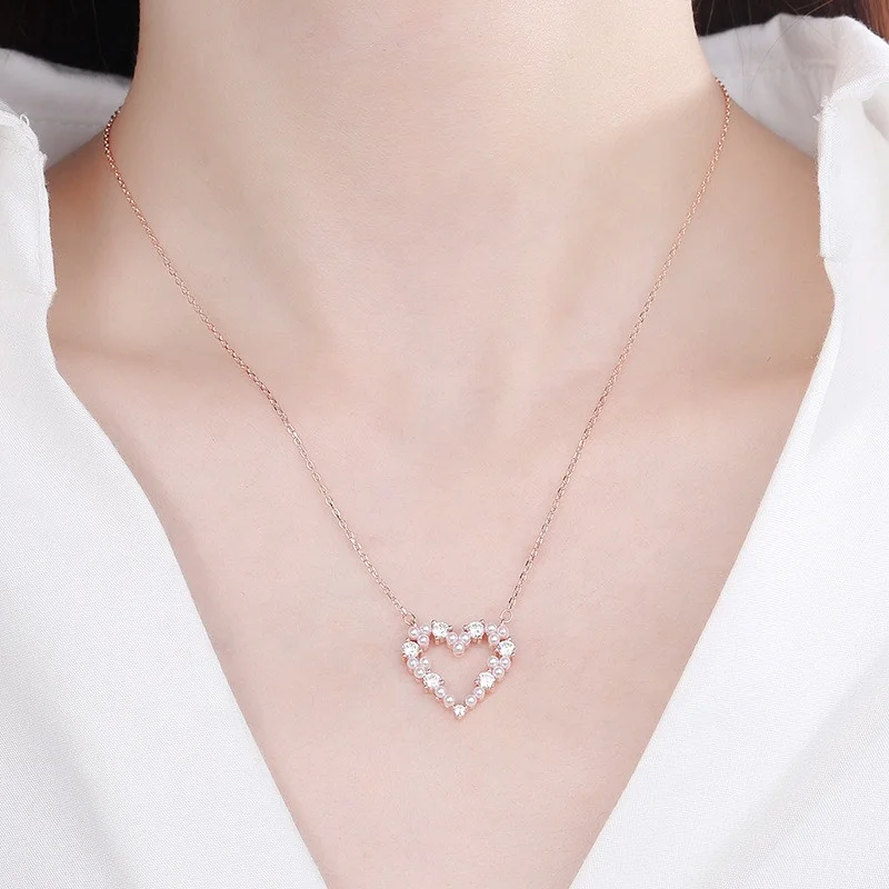 

2021 Women Fashion Jewelry Chain Necklace Women's 925 Silver Heart Shaped Pearl Necklaces, Picture shows