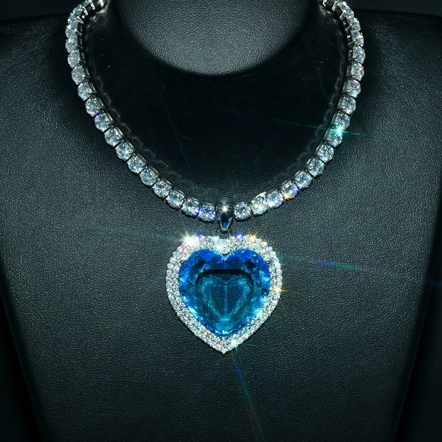 

Heart Ocean Blue Crystal Heart Pendant Necklace For Woman Girls Necklaces Valentine's day Gift, Customized color