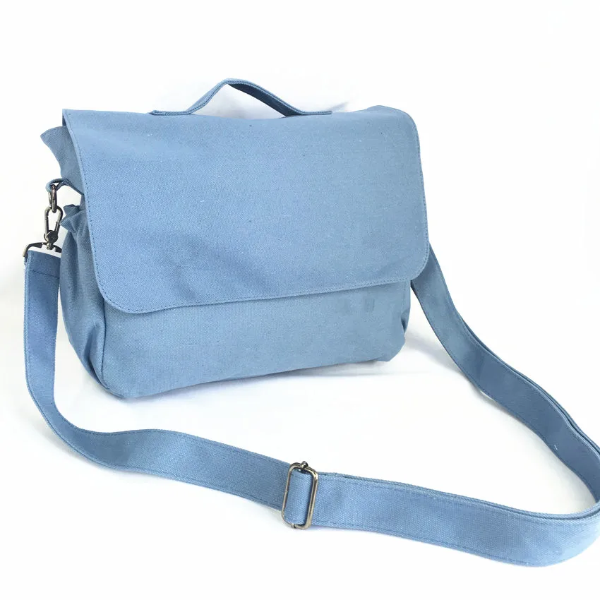 

Practical Multipurpose Storage Messenger Bag With Single Shoulder