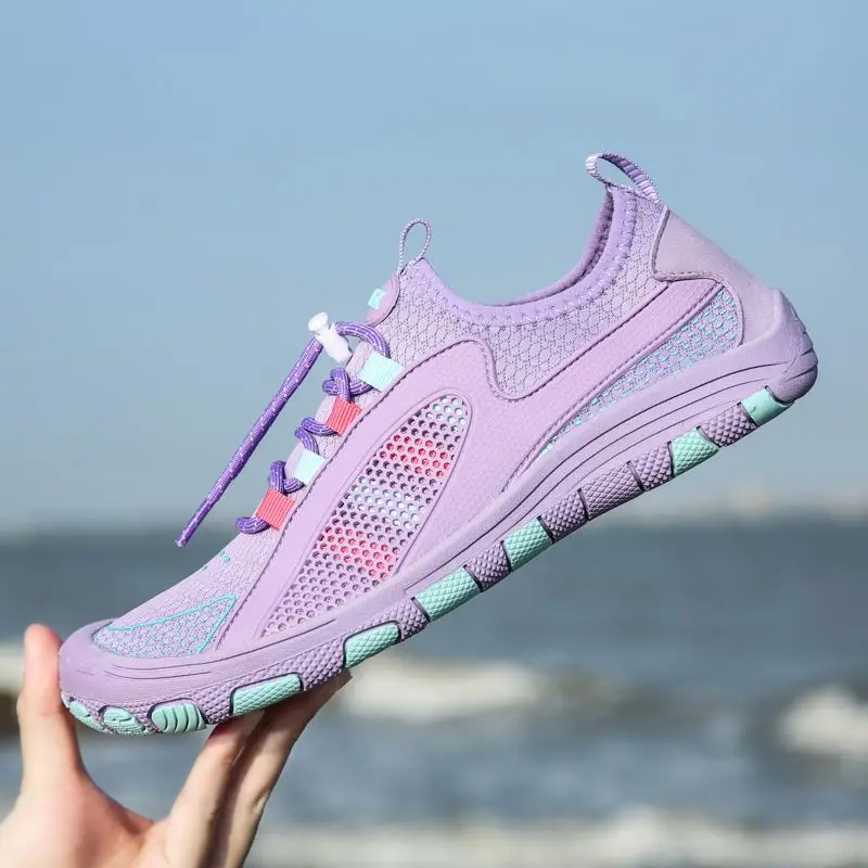 

Luxe Raning Plastic Water Shoes Beach Aqua Shoes For Summer Collection Without Rub Pvc Shoes Water Importar, Customized color