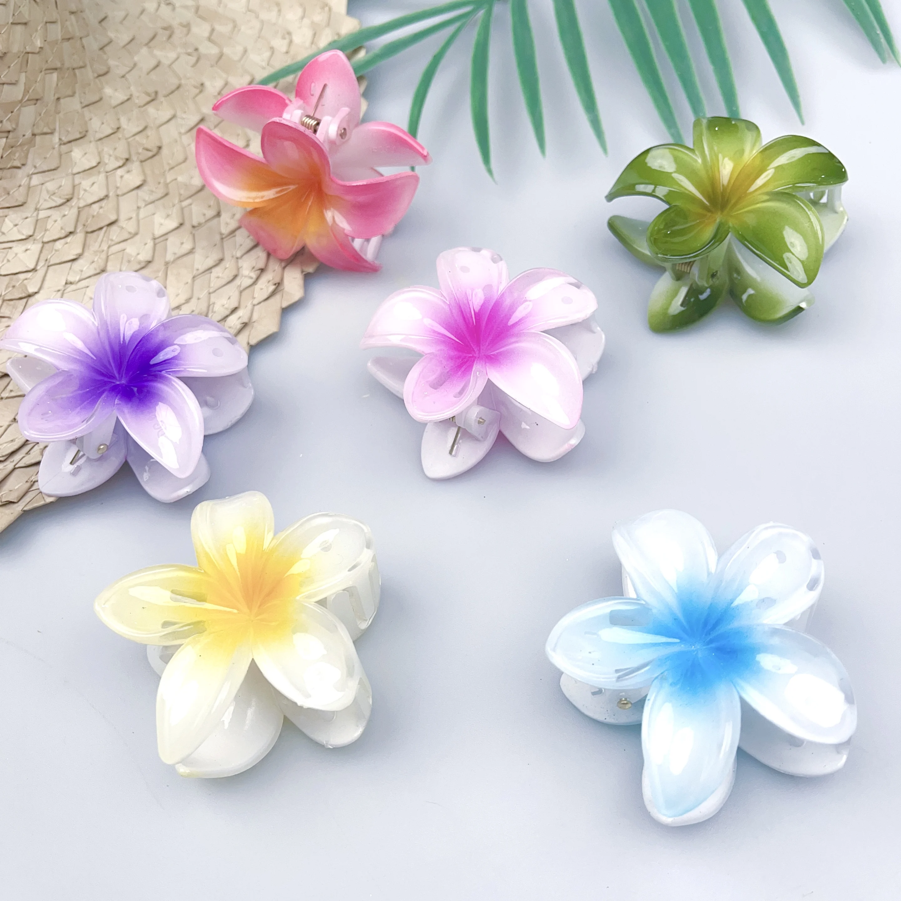 Hawaiian Fashion Plumeria Flower Hairpin Artificial Plastic Hair Claw Hawaiian Flower  Hair Claw KN-hc189