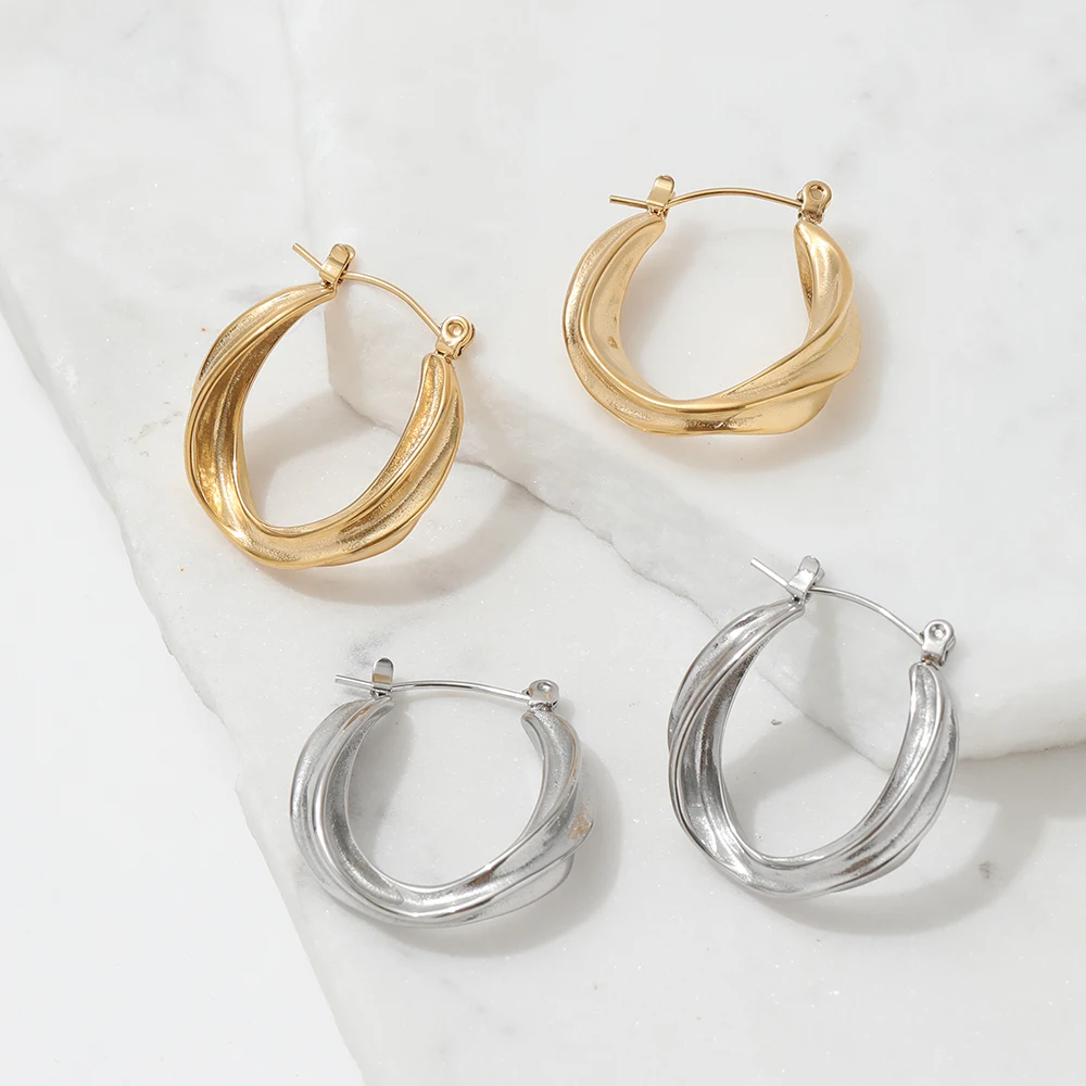 

JLE0261 High End 18K PVD Tarnish Free Waterproof Lightweight Twisted Statement Stainless Steel Hoop Earrings