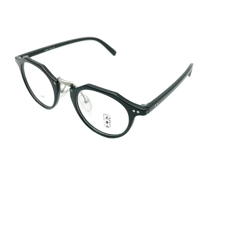 

One hundred fashionable men and women classic retro glasses TR90 metal mixed glasses frame mixed batch